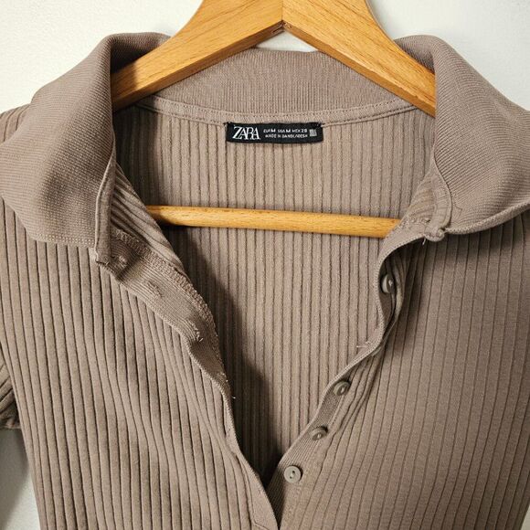 EUC ZARA TAUPE / TAN RIBBED HALF BUTTONED BODYSUIT LONGSLEEVES SIZE M - Picture 3 of 12